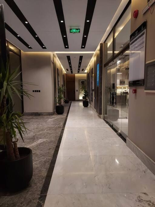 فاخرة بمرافق فندقية 5 نجوم - مسبح - جيم Luxury With 5 Star Facilities * Riyadh